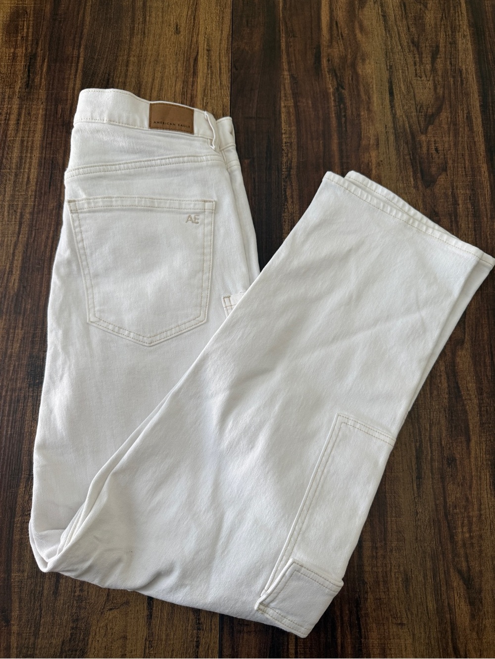 American Eagle Outfitters super high-rise Baggy Straight Leg Women's Jeans